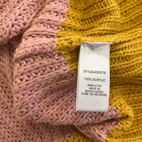 FULL CIRCLE THREADS DISTRESSED FRAYED COLOR BLOCK CROPPED SWEATER NWT - Picture 6 of 16